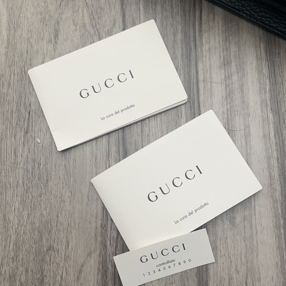 Gucci interlocking black w/ gold hardware double GG - Picture 4 of 15